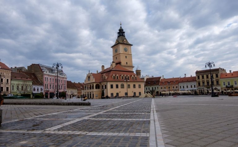 M-staresadykopytowka.pl - kwiecien 2025 - noclegi wadowice-min.jpg